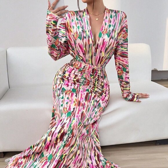 Multicolor Elegant Women's Full Print Deep V-Neck Dress - Picture 2 of 5